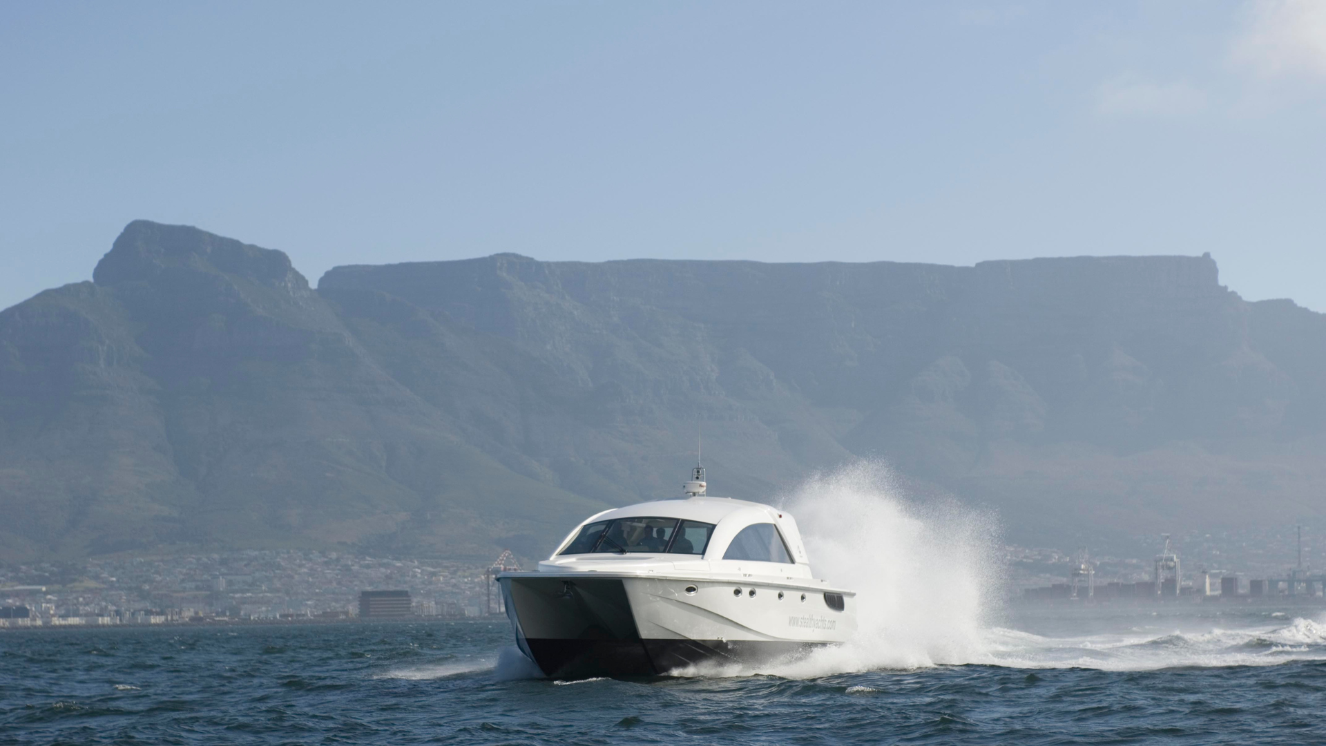 Stealth Yachts (16)
